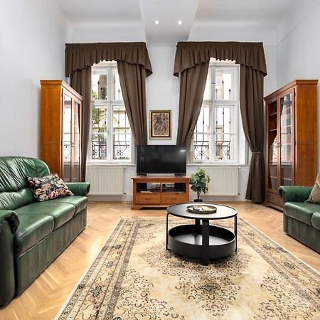 Emerald Suite With Free Parking Budapest Exterior foto